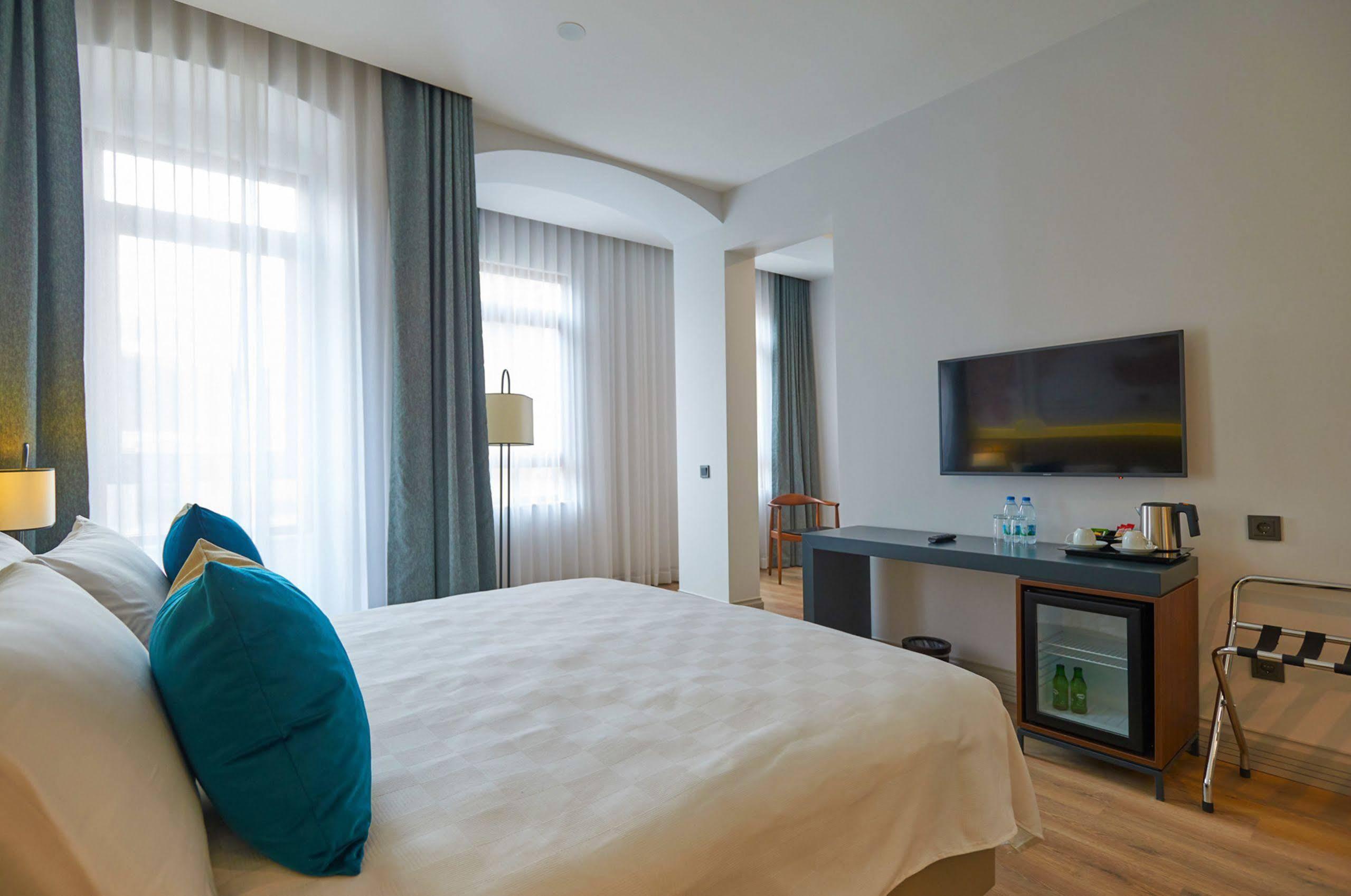 Akka Suites Taksim-Special Class Istanbul Exterior photo