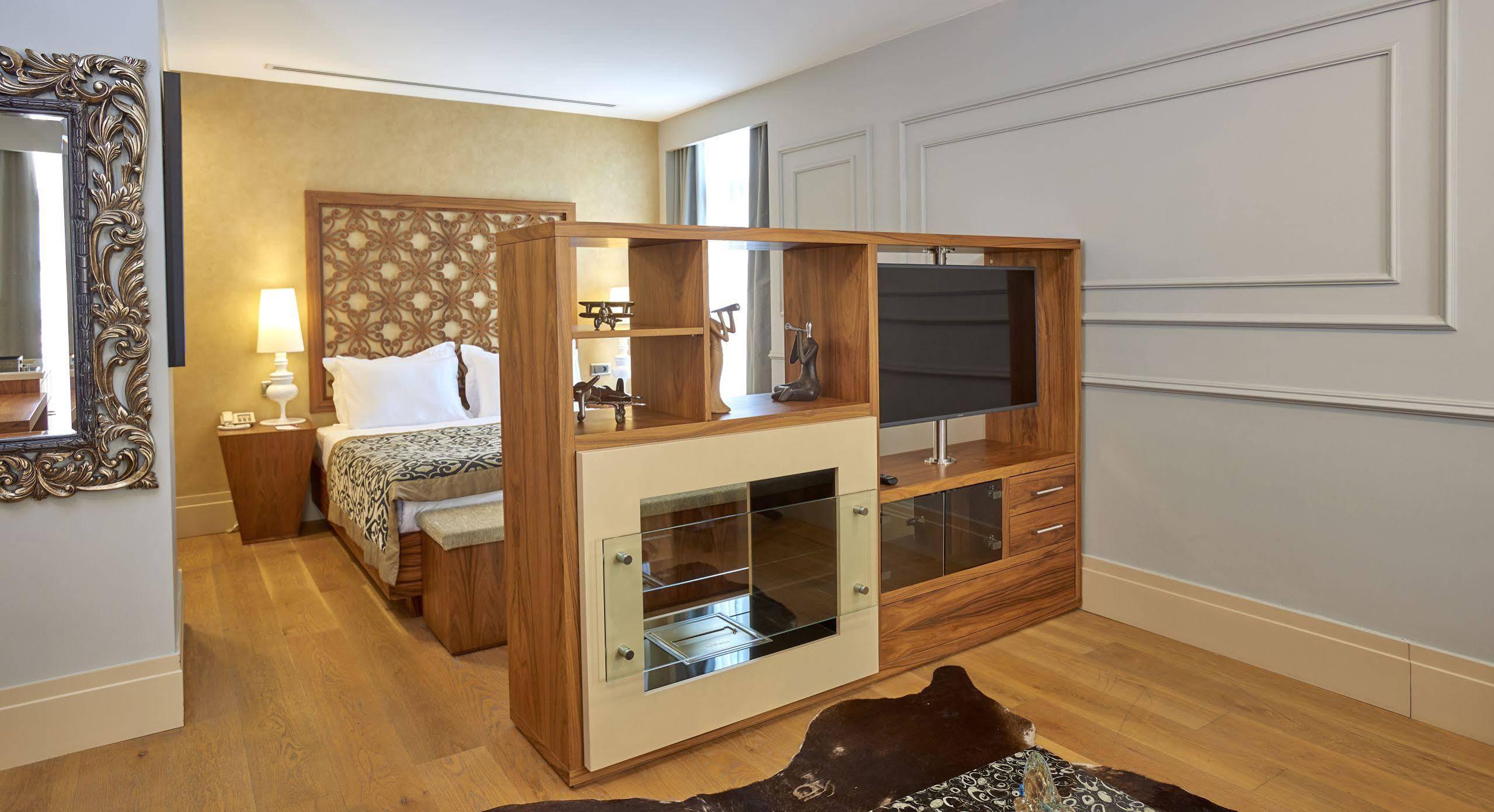 Akka Suites Taksim-Special Class Istanbul Exterior photo